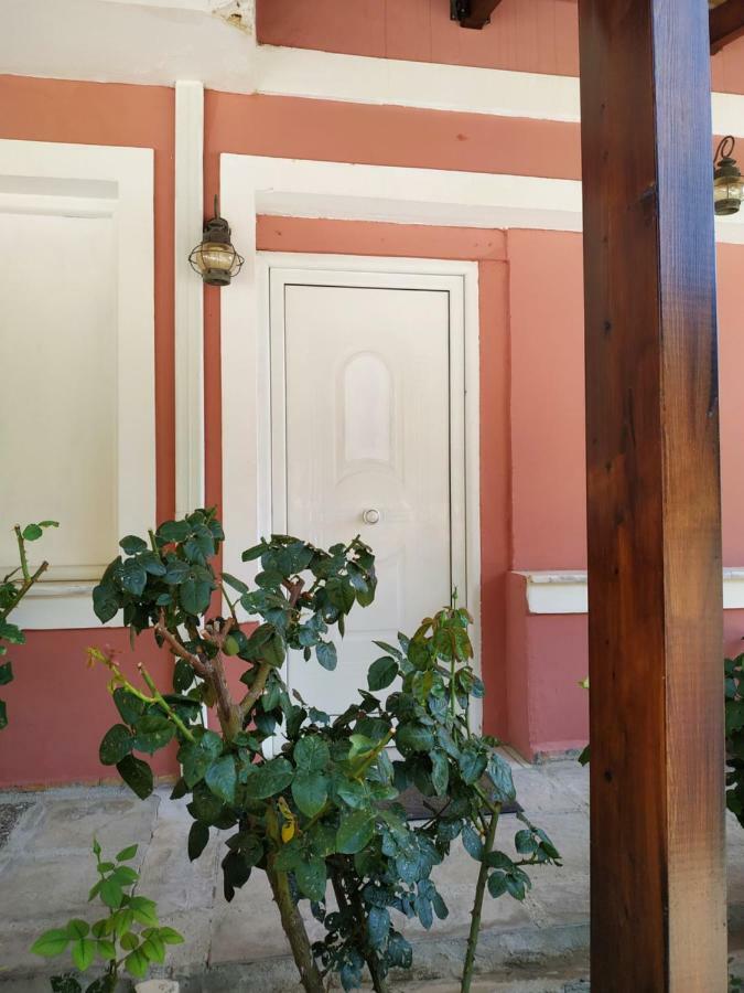 Dioni Studios & Apartments Poros  Buitenkant foto